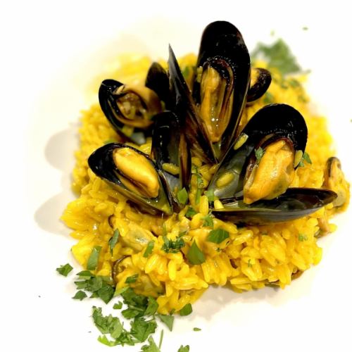 Yoichi mussel saffron risotto