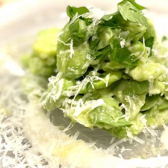 Tailoring pesticide-free broad beans and pecorino cheese salad from Mr. Orishige, Miyamae-ku, Kawasaki