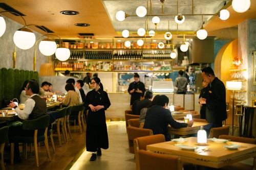 本格ビストロの魅力をお楽しみください
