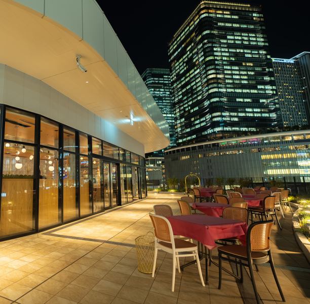 Starting May 11th, we're launching a special plan exclusively for terrace seating! Enjoy 90 minutes of free-flowing drinks and your choice of horse meat tartare or charcuterie platter for just ¥1,980 per person! (This plan is for terrace seating only and reservations are not accepted.)