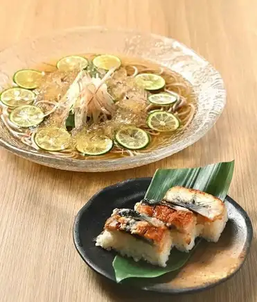 《期間限定》鰻の押し寿司とすだち蕎麦コース