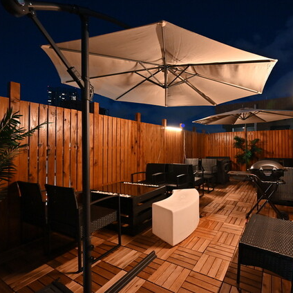 The open terrace seats are equipped with large parasols, so you don't have to worry about rain. ◎ Not only can you enjoy the beer garden, but you can also enjoy BBQ in the coming season. Enjoy a lively time with friends, coworkers, and many other occasions!