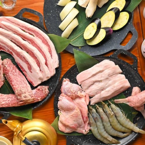 옥상 BBQ에서 분위기를 쌓자.