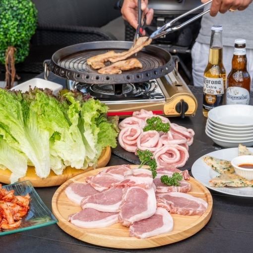 【屋上テラスでBBQ】食べ放題付きビアガーデンBBQコース【2時間食べ飲み放題付／3600円税抜】