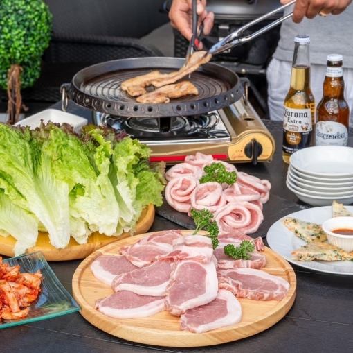 【屋上テラスでBBQ】食べ放題付きビアガーデンBBQコース【2時間食べ飲み放題付/3600円税抜】