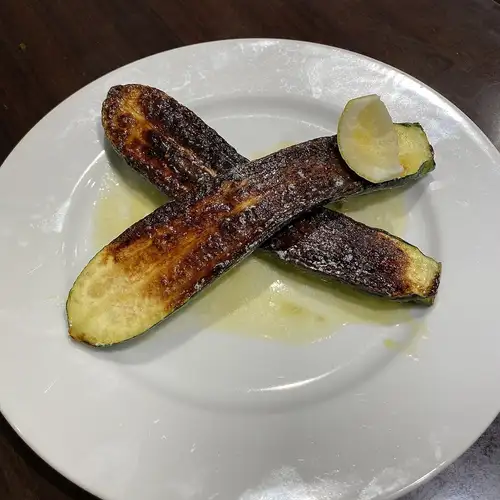 ズッキーニのグリル　レモンバターソース