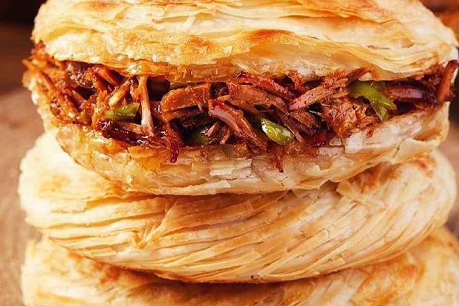 【テイクアウト限定】中華居酒屋の新メニュー★パリパリやみつき中華バーガー◎