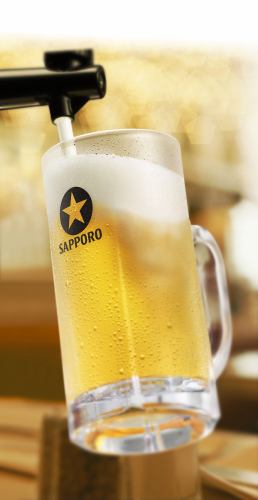 熱々中華×サッポロ！早い時間から至福のサク飲みを
