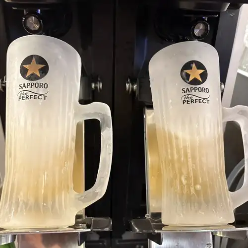 無限暢飲啤酒和當地清酒