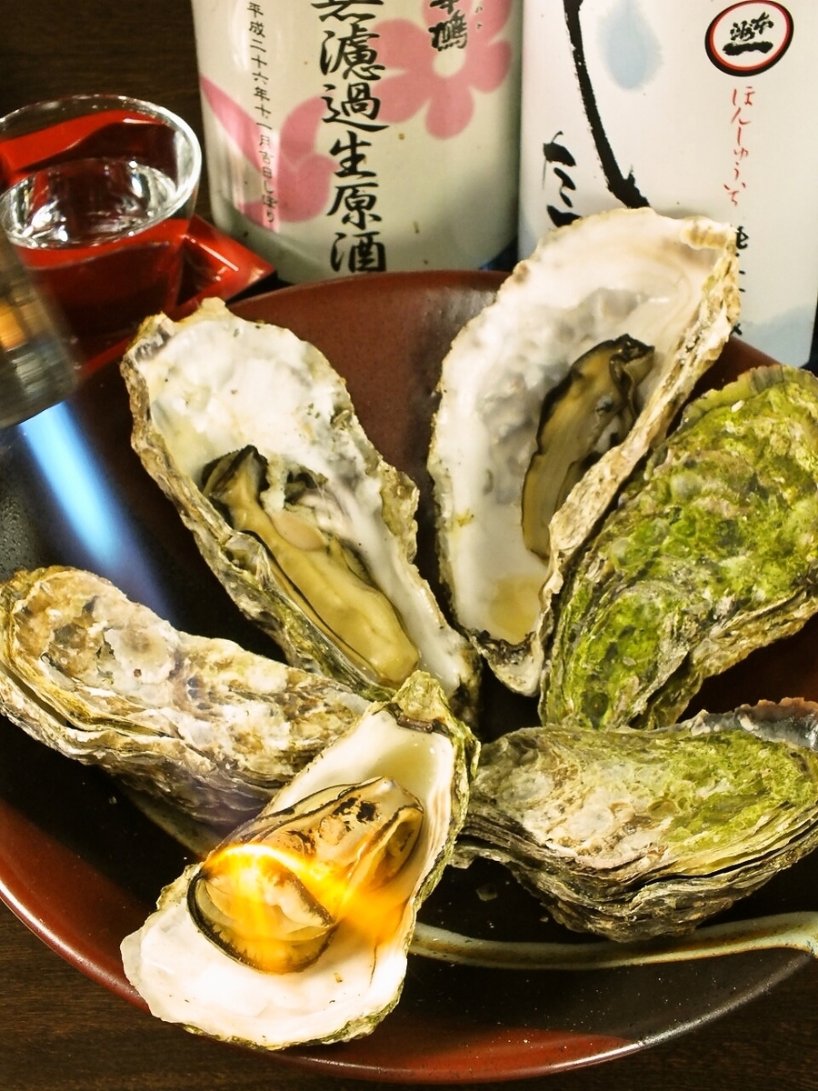 広島県産の牡蠣入荷！焼き牡蠣も食べ放題◎