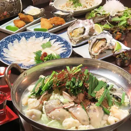 [2-hour all-you-can-drink included] Hiroshima's delicious food course featuring grilled oysters and conger eel sashimi, and a beautiful hot pot with oysters (8 dishes in total)