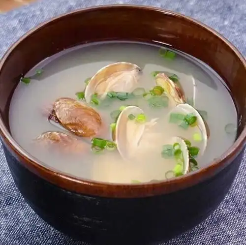 アサリの味噌汁