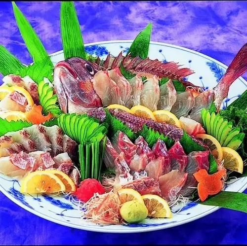 毎日、仕入れる新鮮な魚介をご提供いたします◎