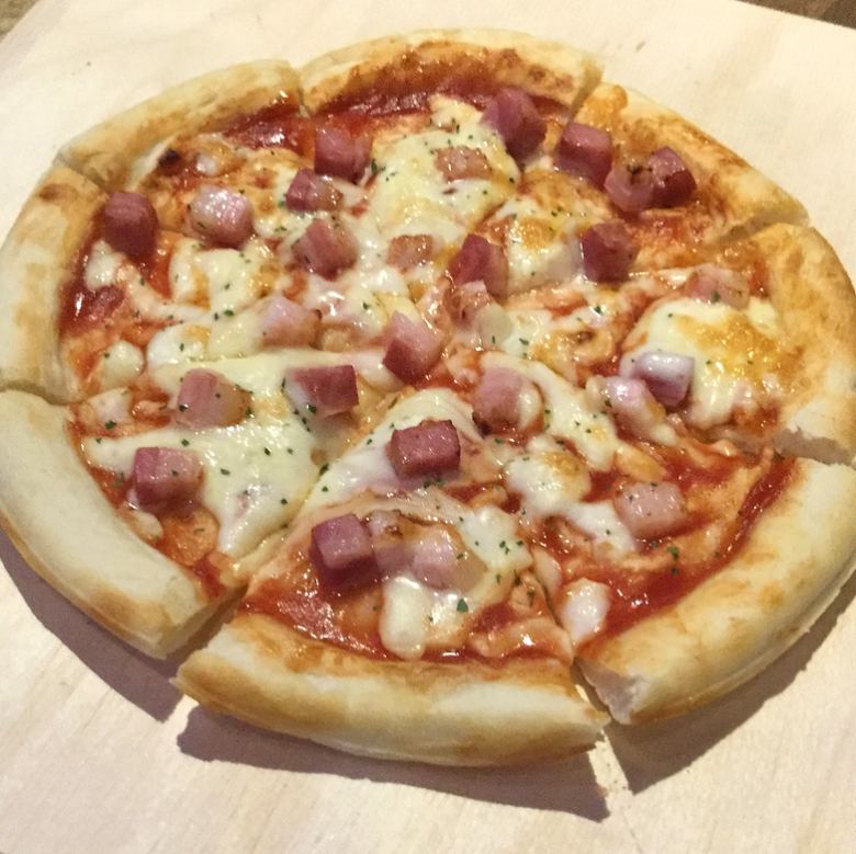 Bacon pizza