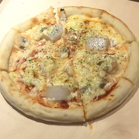 Seafood pizza