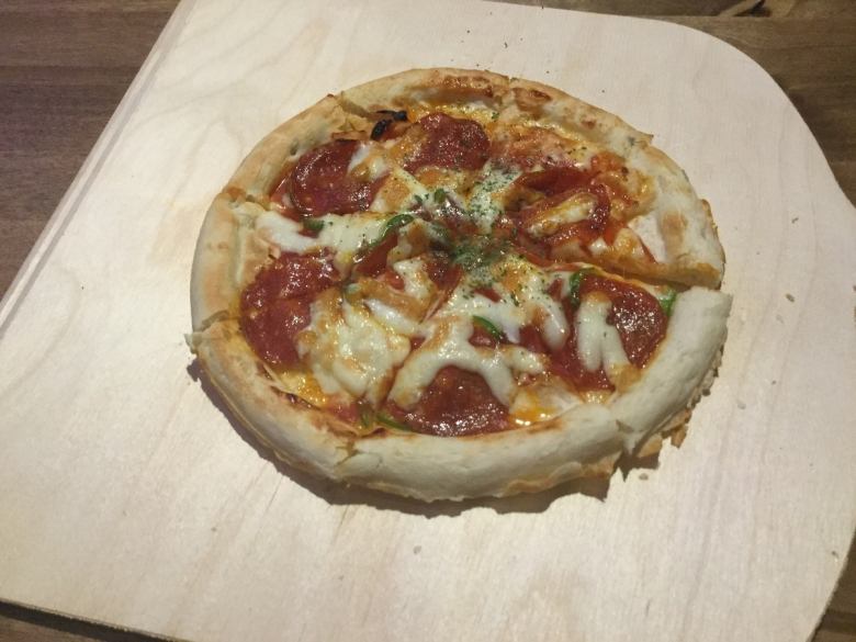 살라미 피자