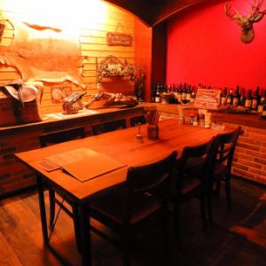 [Private room seats] Available for 4 people ♪ Carnivorous girls party welcome.In addition, you can enjoy meals with important customers, family anniversaries, families with small children, small private events with a small number of people, and courses with all-you-can-drink ◎