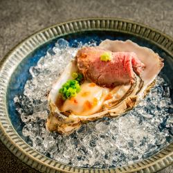 オイスターカクテル（ローストビーフわさび/生牡蠣）