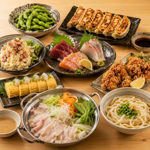 【餃子夢幻套餐】我們的招牌夢餃子和內臟火鍋！ 7道菜，2小時暢飲，僅需3500日圓。