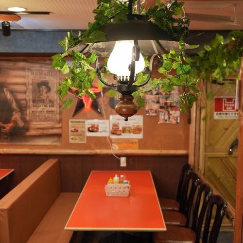 明るく爽やかな印象の店内は幅広いシーンにマッチします
