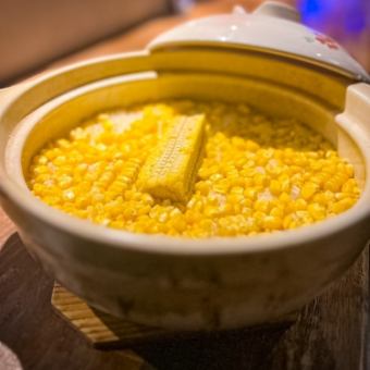 【夏の土鍋炊き込みご飯コース】遊心名物のA5ランクの肉寿司や夏の食材など　2H飲放付6600円