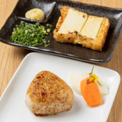 【〆にピッタリ★】『焼きおにぎり　バターのせ』320円(税込)