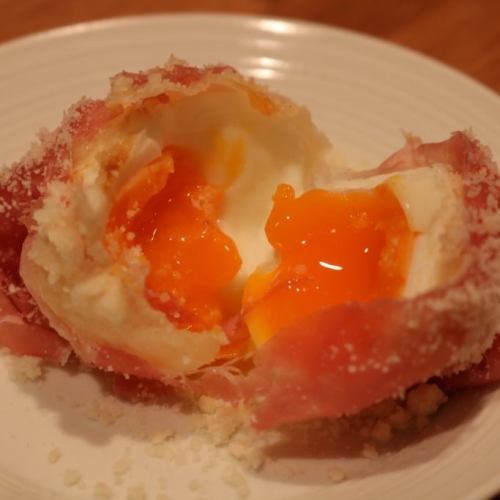 Soft-boiled egg (with prosciutto and cheese)