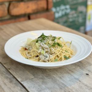 Whitebait and Cabbage Peperoncino
