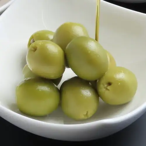 アンチョビ入りオリーブ