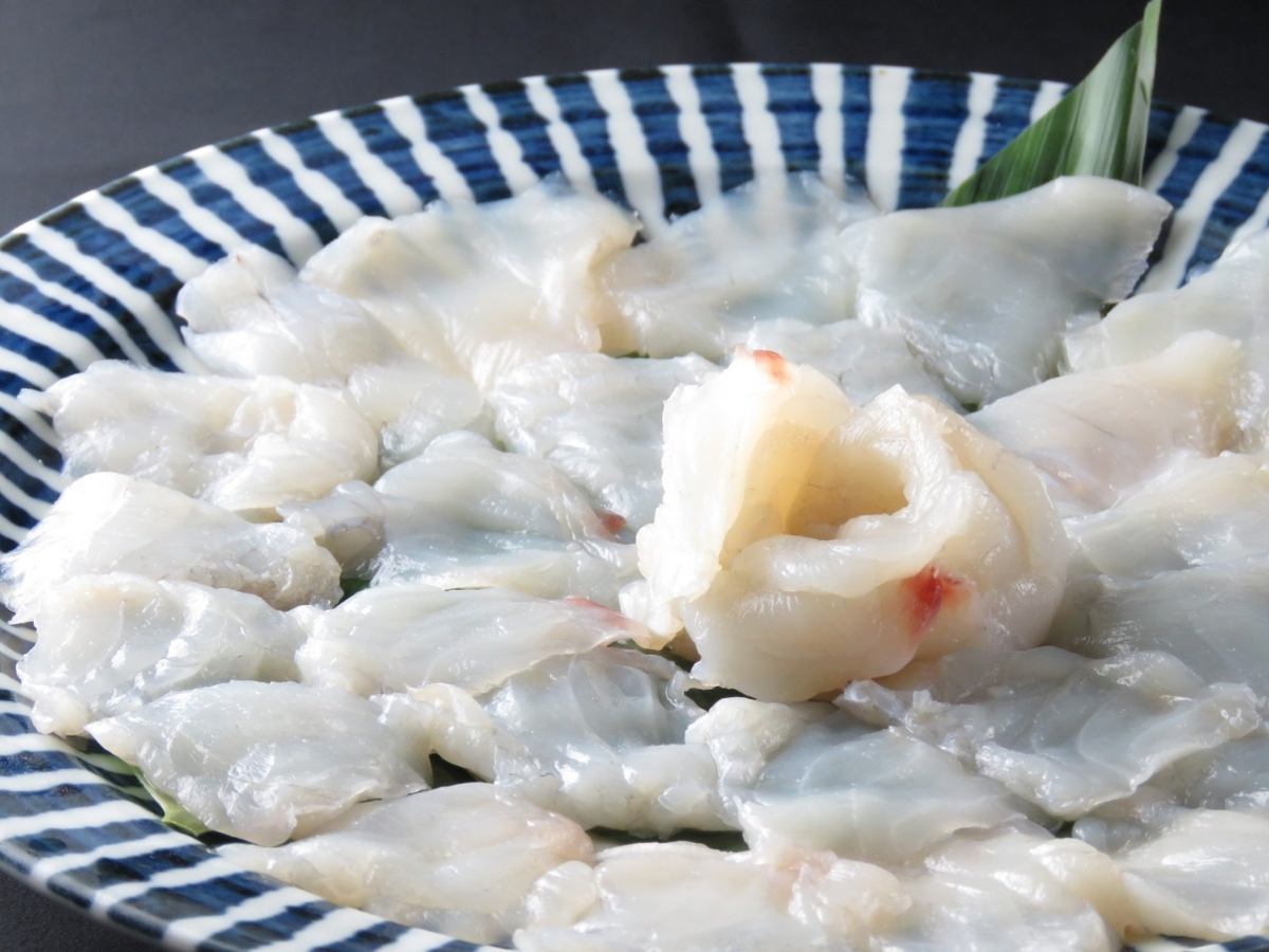 新鮮な魚料理が堪能できます！こだわりフグをぜひご賞味ください