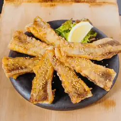 《イチ押し！》濃厚極上！ふぐの手羽先風唐揚げ　お二人で（5本）