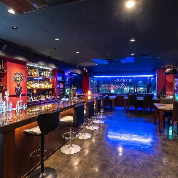 会社帰りにふらっと立ち寄れる！心身ともにリラックスできる落ち着いた空間が魅力◎仕事で疲れた日でも、ゆっくりと食事とお酒を楽しみながらくつろいでいただけます♪お一人様でも気軽に立ち寄れりやすい空気感ですので、会社帰りにもふらっとお立ち寄りください！ゆったりとした時間をお過ごしください★