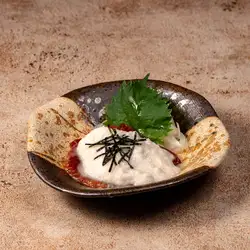Pickled tuna with grated yam