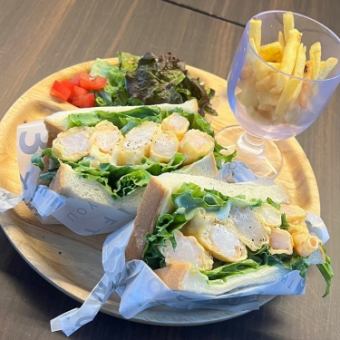 Cafe BAELU's recommended daily sandwich♪