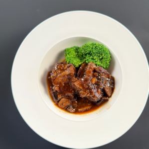 弗拉芒卡邦尼（黑啤酒燉牛肉）