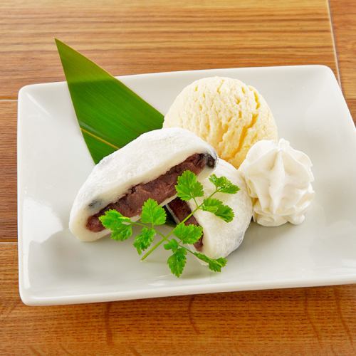 Hokkaido bean daifuku and vanilla ice cream