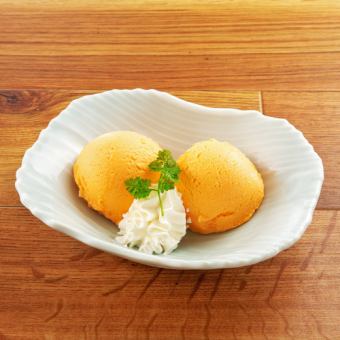 Hokkaido Melon Ice Cream / Red Bean Butter Daifuku and Vanilla Ice Cream