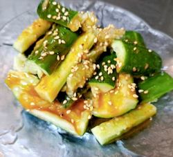 Smashed cucumber (with plum sauce)