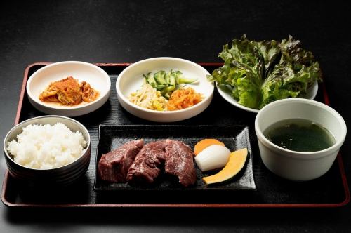 ★ランチ1番人気★　厚切りハラミ定食