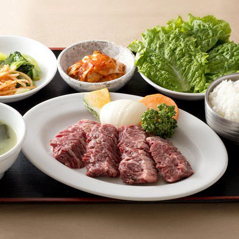 オススメ厚切りハラミ定食はなんと1,400円！