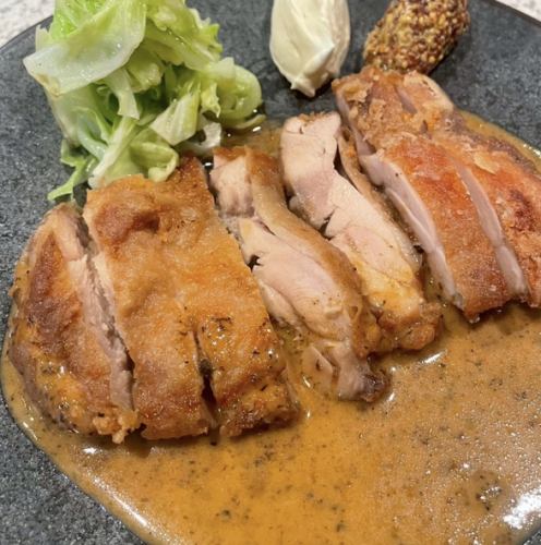 【ランチ】ハーブ鶏のロティ　シュプリームソース　特製ポタージュとのセミコース