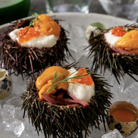 Beef tongue yukke and raw sea urchin feast (1 piece)