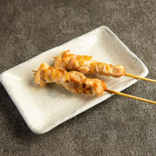 名物！鳥もも串　　 　　