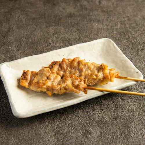 せせり串（塩、たれ）　　　　　