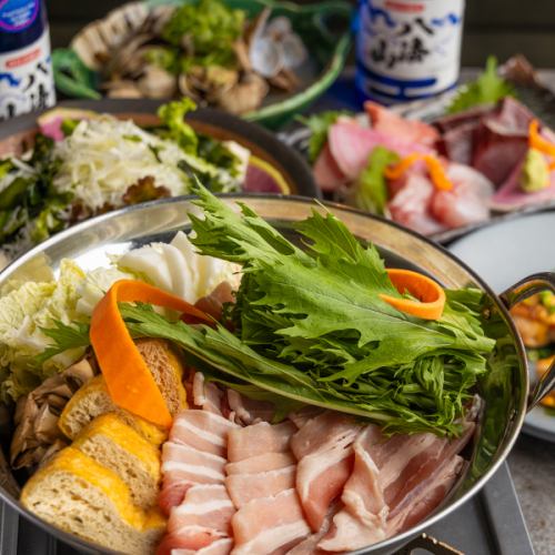 11・12月【匠】忘年会にも◎刺身3種盛・蟹豆腐・豚はりはり鍋付プラン■2h飲み放題付8品5000円