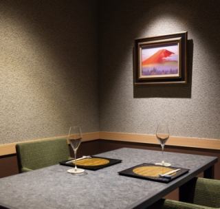 個室でゆっくり2名様からでもお食事可能です♪