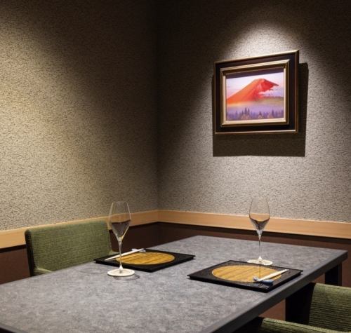 個室でゆっくり2名様からでもお食事可能です♪