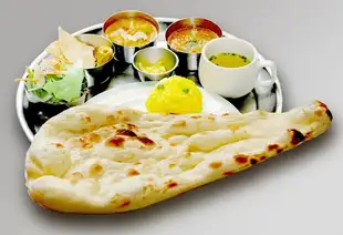 ランチのご予約はこちらからどうぞ♪