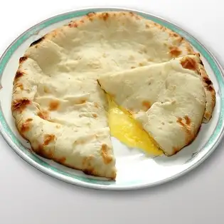 チーズナン