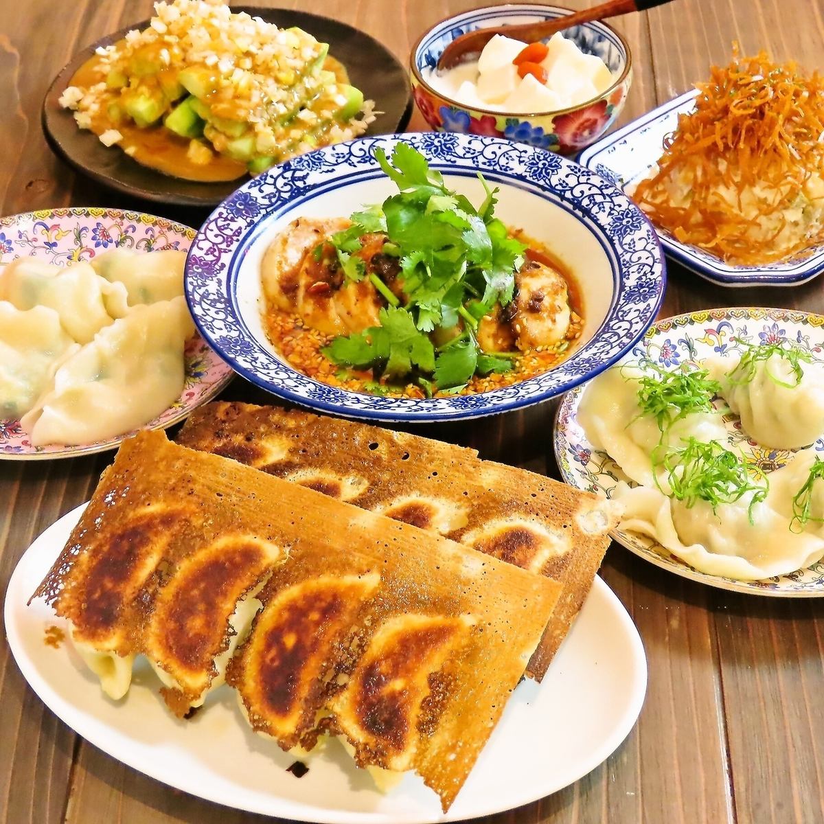 【練馬駅徒歩3分】絶品の餃子を堪能できる２H飲み放題付きコース